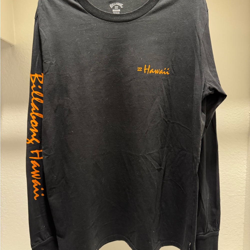 Billabong Men’s Large Black Long Sleeve T Shirt with Orange Hawaii Text